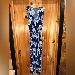 Flowered blue jumpsuit